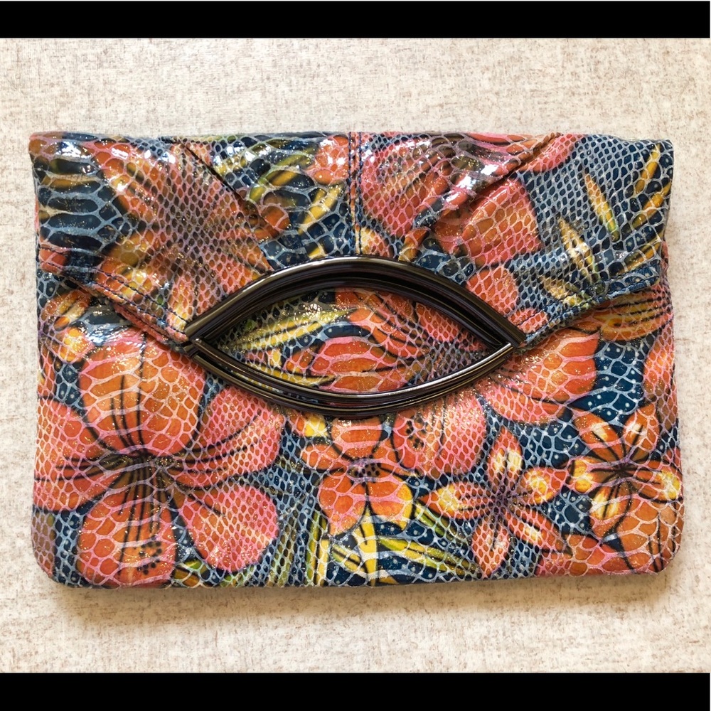 NWOT: HOBO clutch